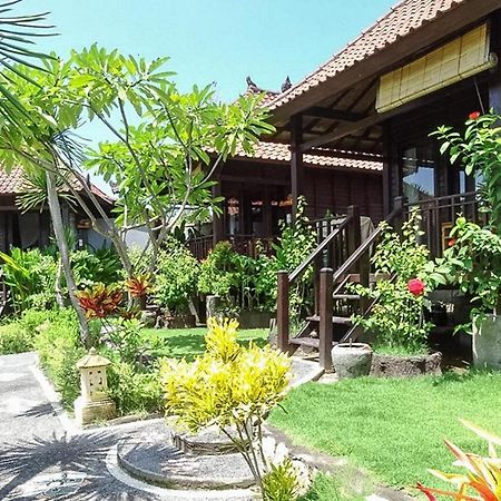 Perdana Homestay Lembongan Екстериор снимка